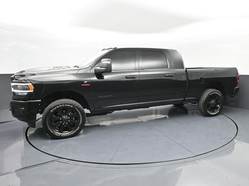 Used 2024 RAM 3500 Laramie w/ Night Edition image 26
