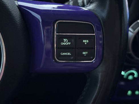 Used 2013 Jeep Wrangler Unlimited Sahara w/ Connectivity Group image 21