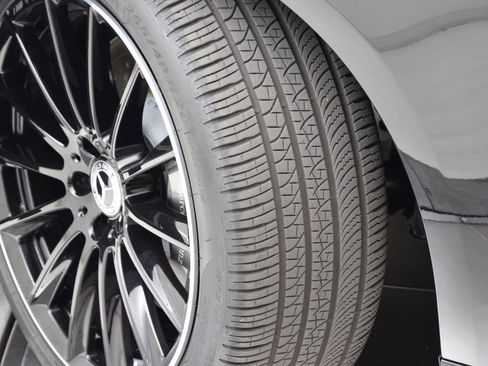 Used 2025 Mercedes-Benz S 580e 4MATIC Sedan image 28