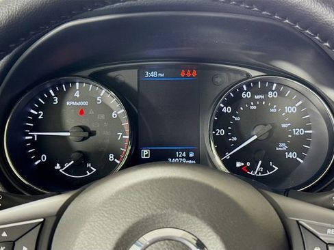 Certified 2022 Nissan Rogue Sport SV w/ Technology Package image 13