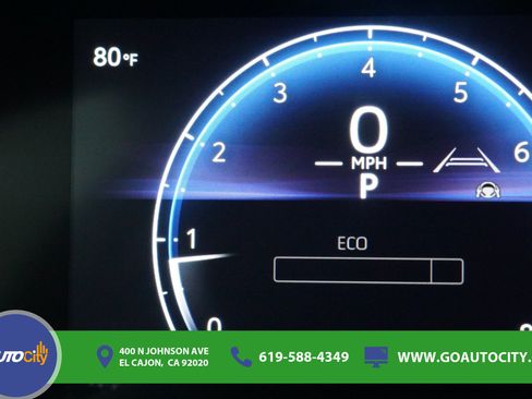 Used 2024 Toyota Corolla XSE FWD image 3