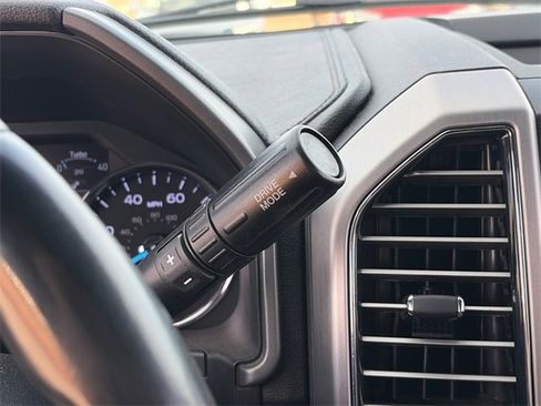 Used 2020 Ford F250 Platinum w/ FX4 Off-Road Package image 23