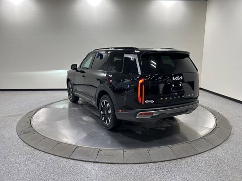 New 2027 Kia Telluride S image 7