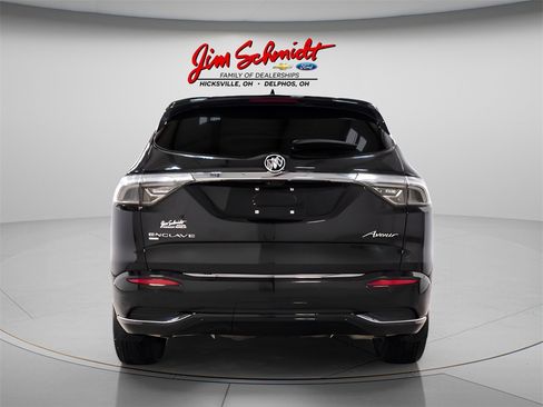 Used 2024 Buick Enclave Avenir image 5