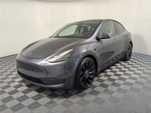 Used 2020 Tesla Model Y Long Range image 1