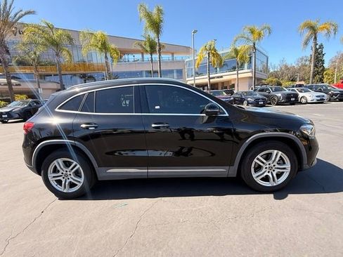 Used 2021 Mercedes-Benz GLA 250 4MATIC image 5