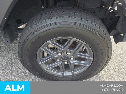 Used 2025 Jeep Wrangler Unlimited Sport AWD/4WD image 17