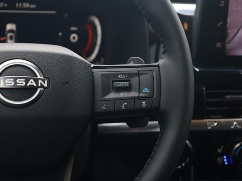 New 2026 Nissan Pathfinder Platinum AWD/4WD image 9
