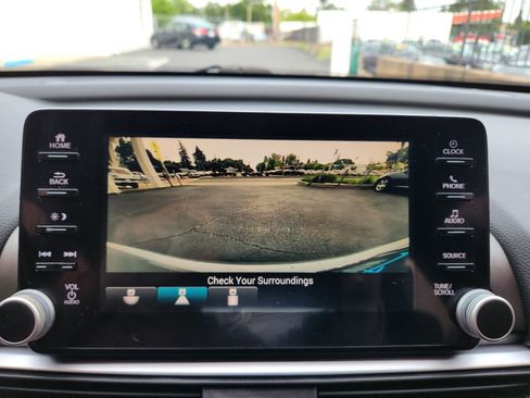 Used 2019 Honda Accord Sport image 16