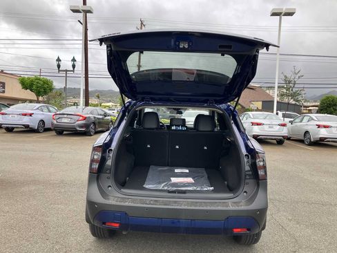 New 2026 Nissan Kicks SR FWD image 11