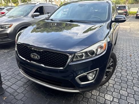 Used 2018 Kia Sorento EX AWD/4WD image 1