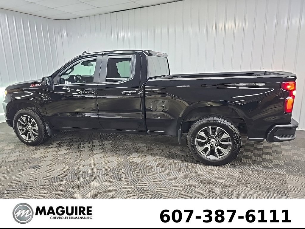 Used 2023 Chevrolet Silverado 1500 RST AWD/4WD image 4