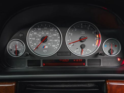 Used 2003 BMW M5 image 51