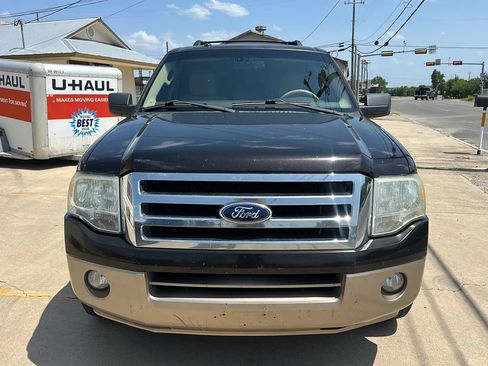 Used 2013 Ford Expedition XLT RWD image 8