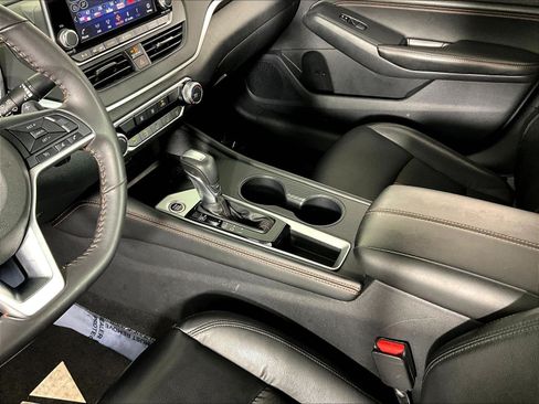 Certified 2022 Nissan Altima 2.5 SR FWD image 18