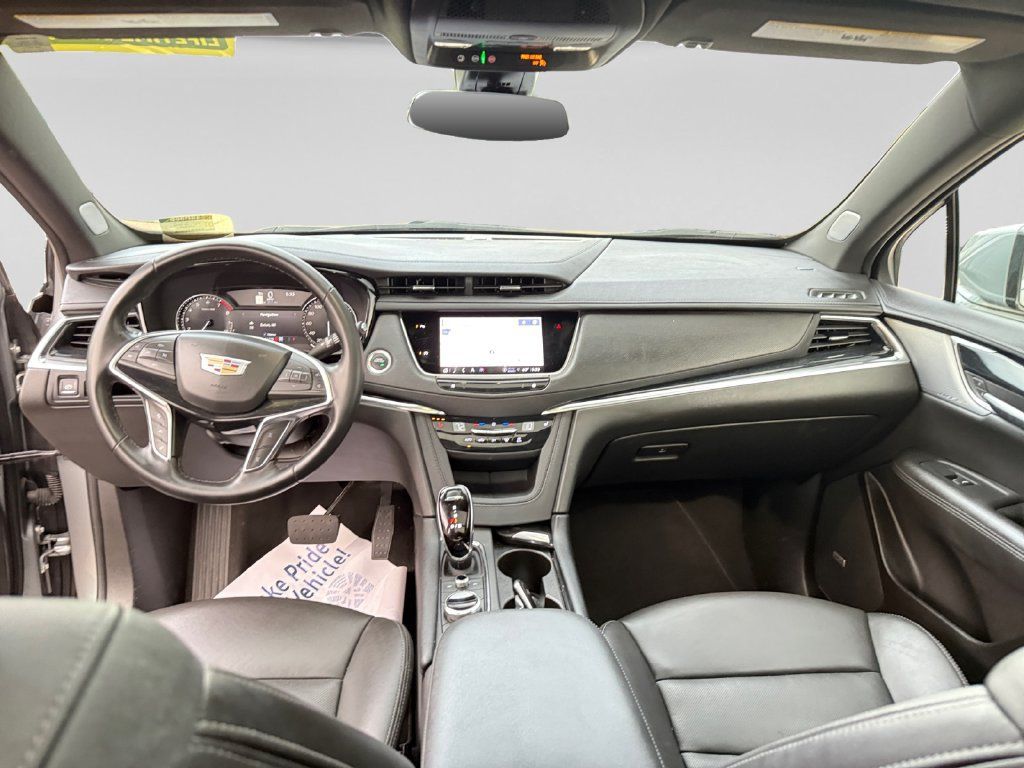 Used 2025 Cadillac XT5 Premium Luxury AWD/4WD image 23