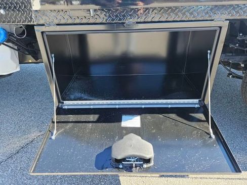 New 2025 RAM 3500 Tradesman AWD/4WD image 23