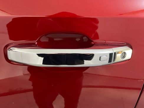 Used 2025 GMC Sierra 1500 SLT w/ SLT Premium Package image 55