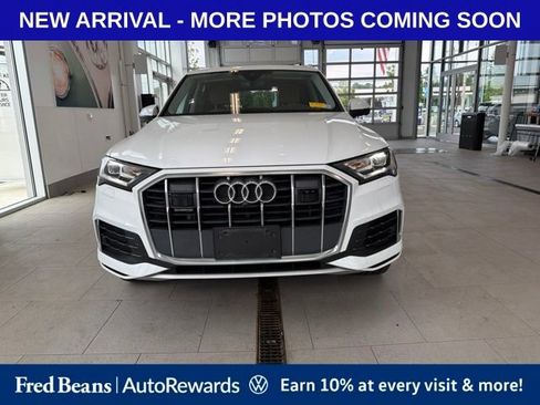 Used 2023 Audi Q7 2.0T Premium w/ Convenience Package AWD/4WD image 2