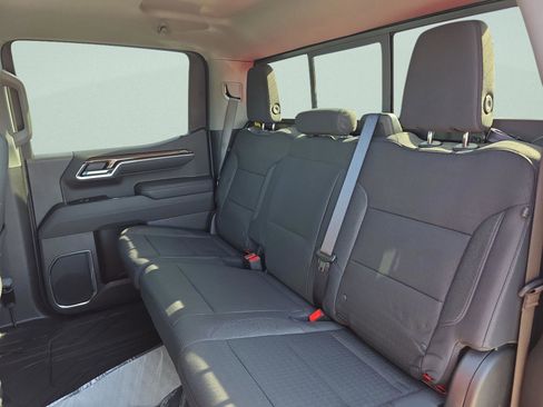 New 2026 Chevrolet Silverado 1500 LT w/ Convenience Package II image 20