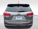 Used 2016 Kia Sorento LX image 4