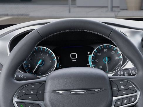 New 2027 Chrysler Pacifica Select FWD image 17