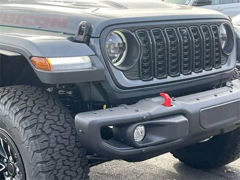 New 2026 Jeep Wrangler Unlimited Rubicon w/ Xtreme 35 Tire Package image 8
