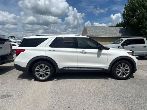 Used 2020 Ford Explorer Limited AWD/4WD image 4