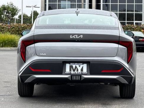 New 2025 Kia K4 EX image 5