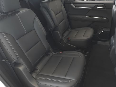 New 2026 GMC Yukon XL Denali w/ Denali Reserve Package AWD/4WD image 42