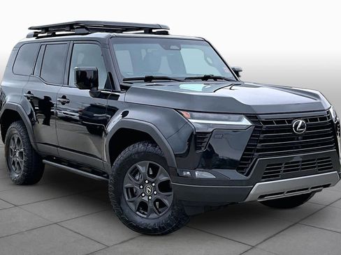 Used 2024 Lexus GX 550 AWD/4WD image 3