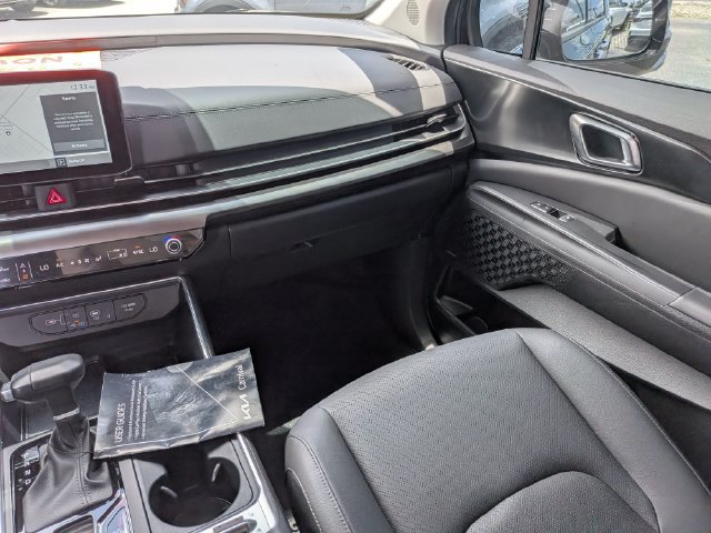 Certified 2026 Kia Carnival SX Prestige FWD image 16
