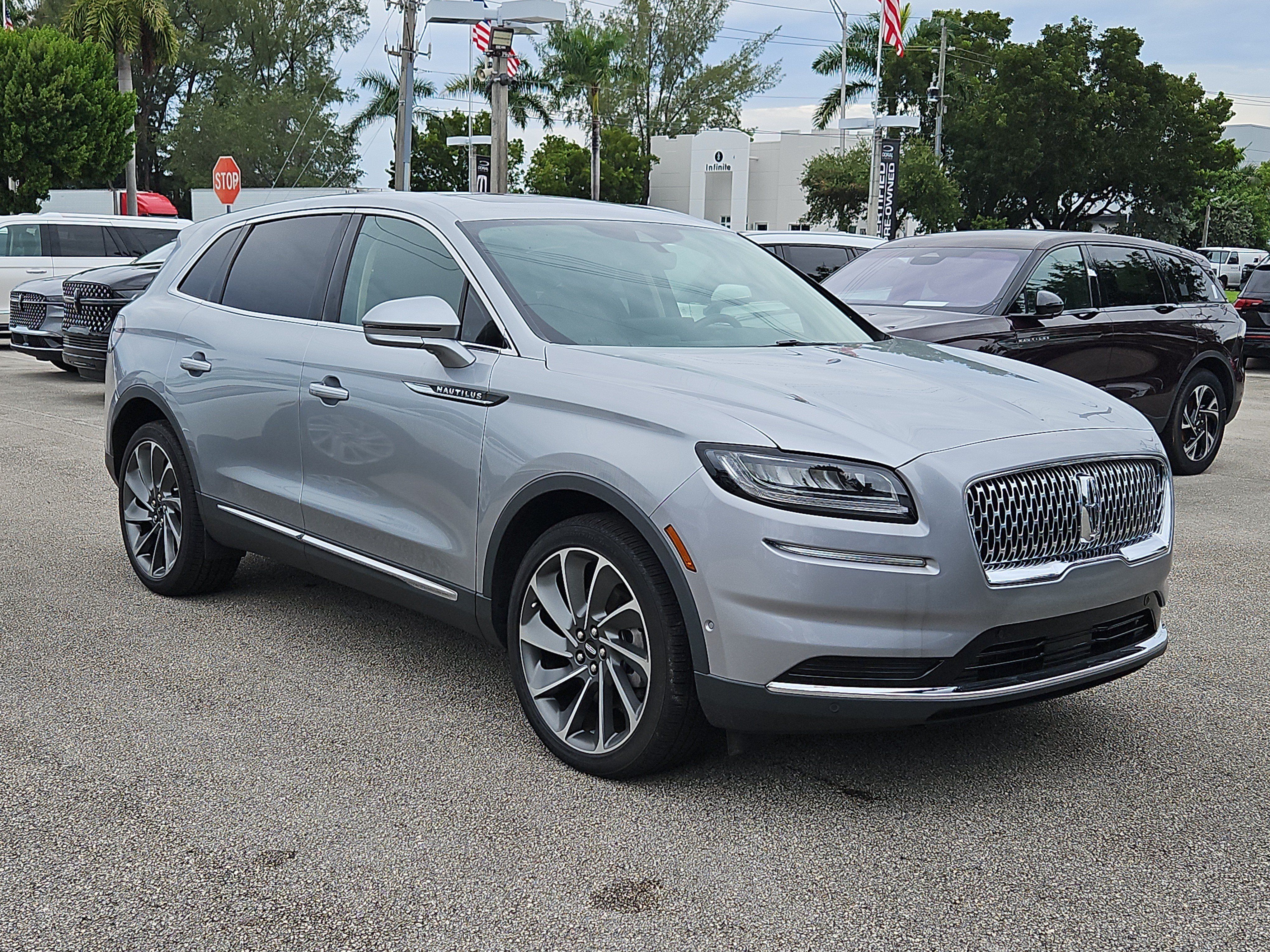 Used 2023 Lincoln Nautilus Reserve w/ Equipment Group 201A AWD/4WD image 24