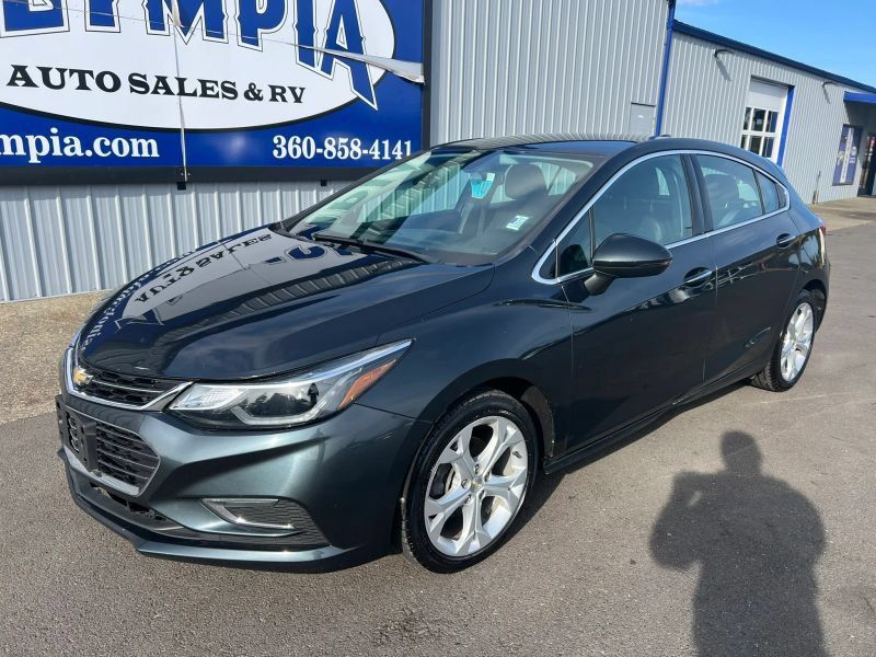 Used 2017 Chevrolet Cruze Premier FWD image 3