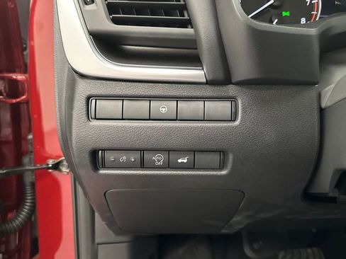 New 2026 Nissan Rogue SV AWD/4WD image 17