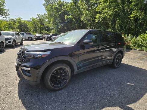 Used 2021 Ford Explorer ST w/ Equipment Group 401A AWD/4WD image 2