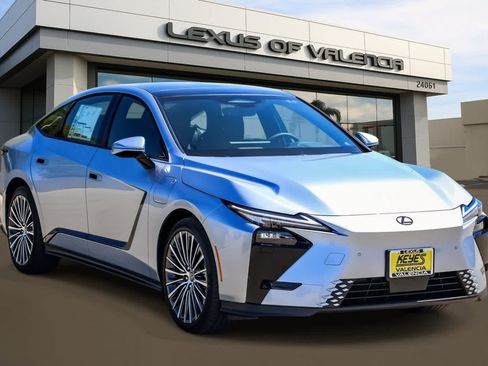New 2026 Lexus ES 350e FWD image 5