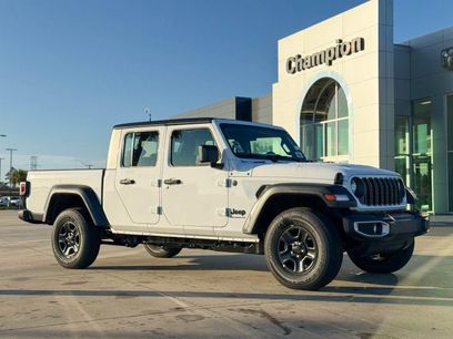 New 2026 Jeep Gladiator Sport