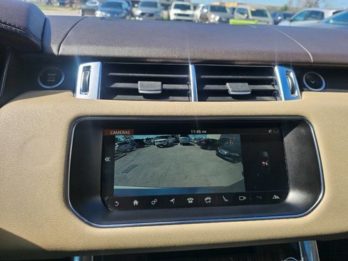 Used 2017 Land Rover Range Rover Sport HSE image 16