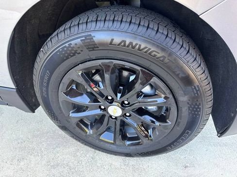 Used 2019 Chevrolet Equinox LT FWD image 35