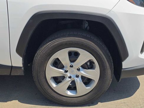Used 2025 Toyota RAV4 LE FWD image 9