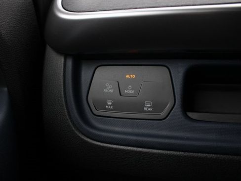 New 2025 Volkswagen ID. Buzz Pro S image 13