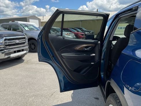 Used 2019 GMC Terrain SLE w/ Driver Convenience Package FWD image 49