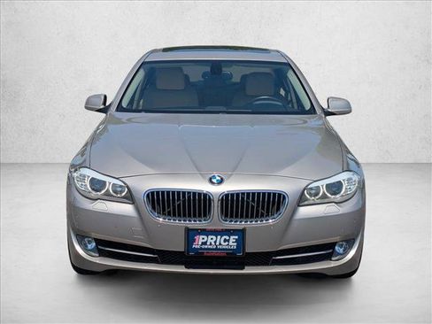 Used 2012 BMW 528i xDrive Sedan AWD/4WD image 2