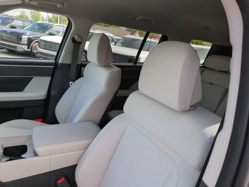 New 2026 Hyundai Santa Fe SE AWD/4WD image 18