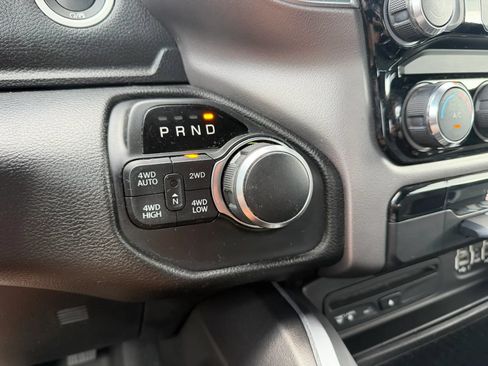 Used 2019 RAM 1500 Big Horn AWD/4WD image 16