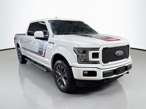 Used 2018 Ford F150 Lariat w/ Equipment Group 502A Luxury AWD/4WD image 3