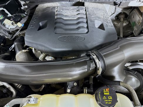 Used 2022 Ford F150 XLT image 37