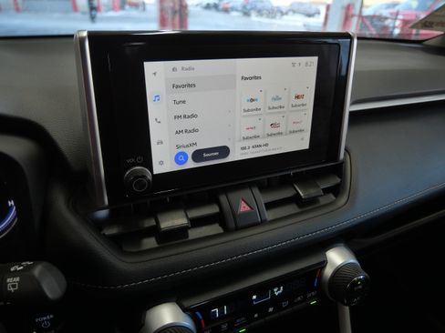 Certified 2025 Toyota RAV4 XLE image 23