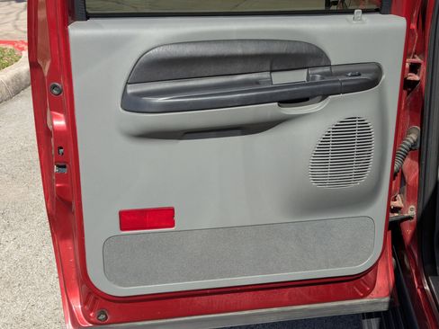 Used 2005 Ford Excursion 2WD image 15